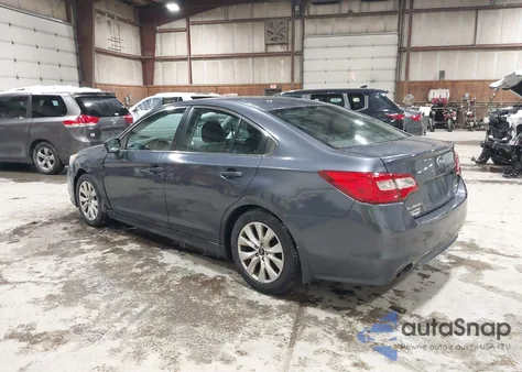 2017 Subaru Legacy 2.5I z USA, uszkodzony, nr VIN 4S3BNAB6XH3008957